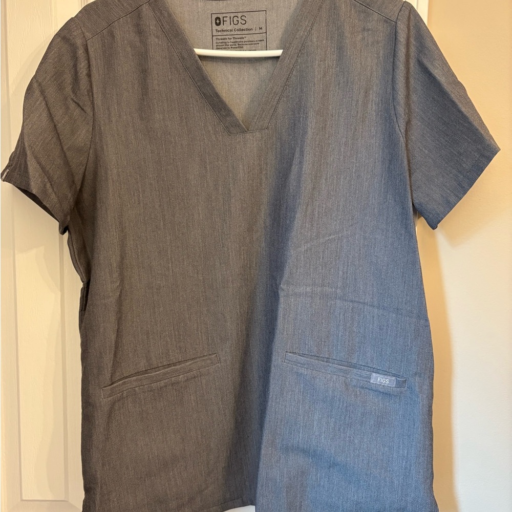 Figs Charcoal V-Neck Scrub Top Casma